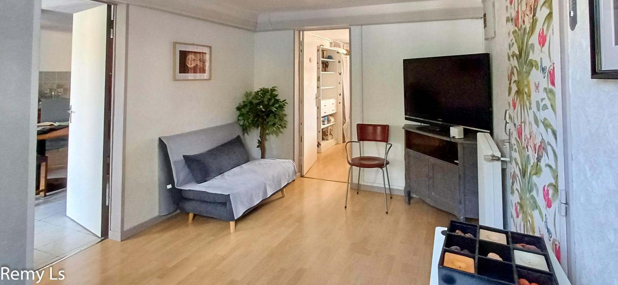Joli Appartement 洛特河畔的维伦纽夫 外观 照片